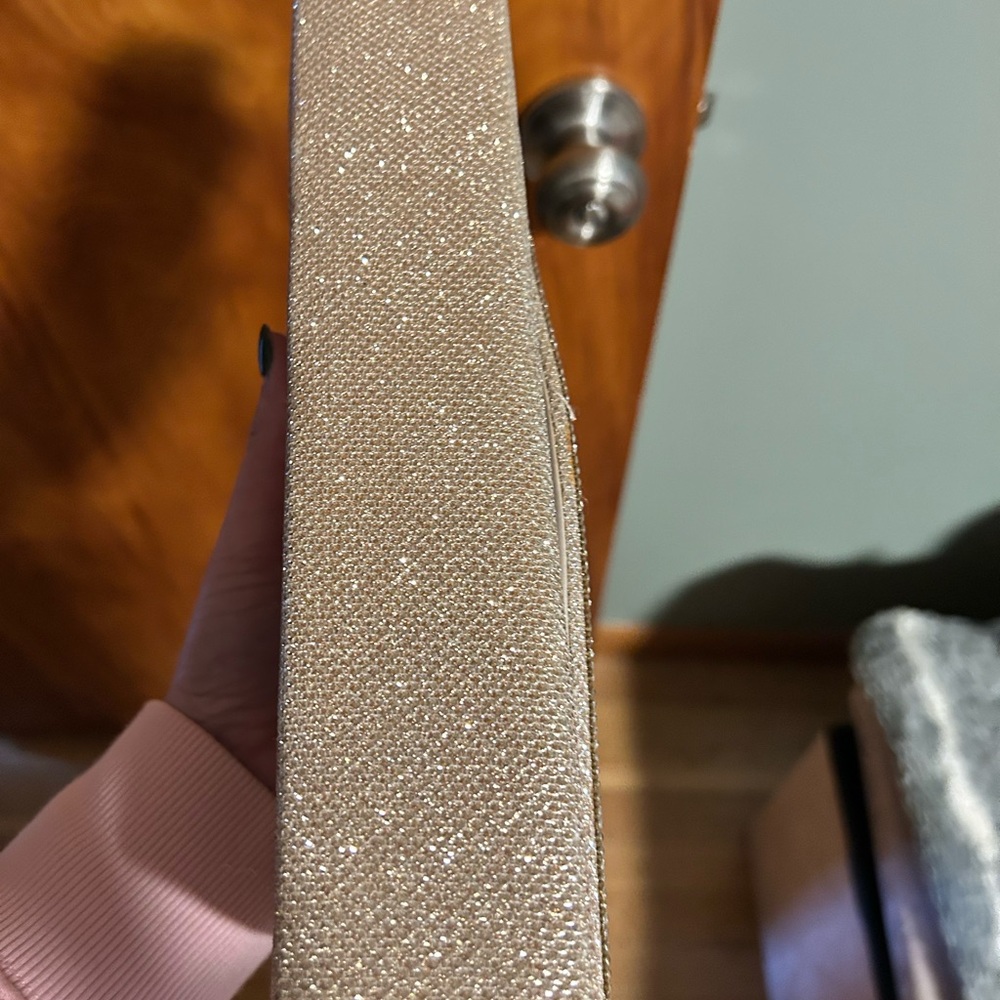 Elegant Rose Gold Glitter Clutch - Picture 7 of 7